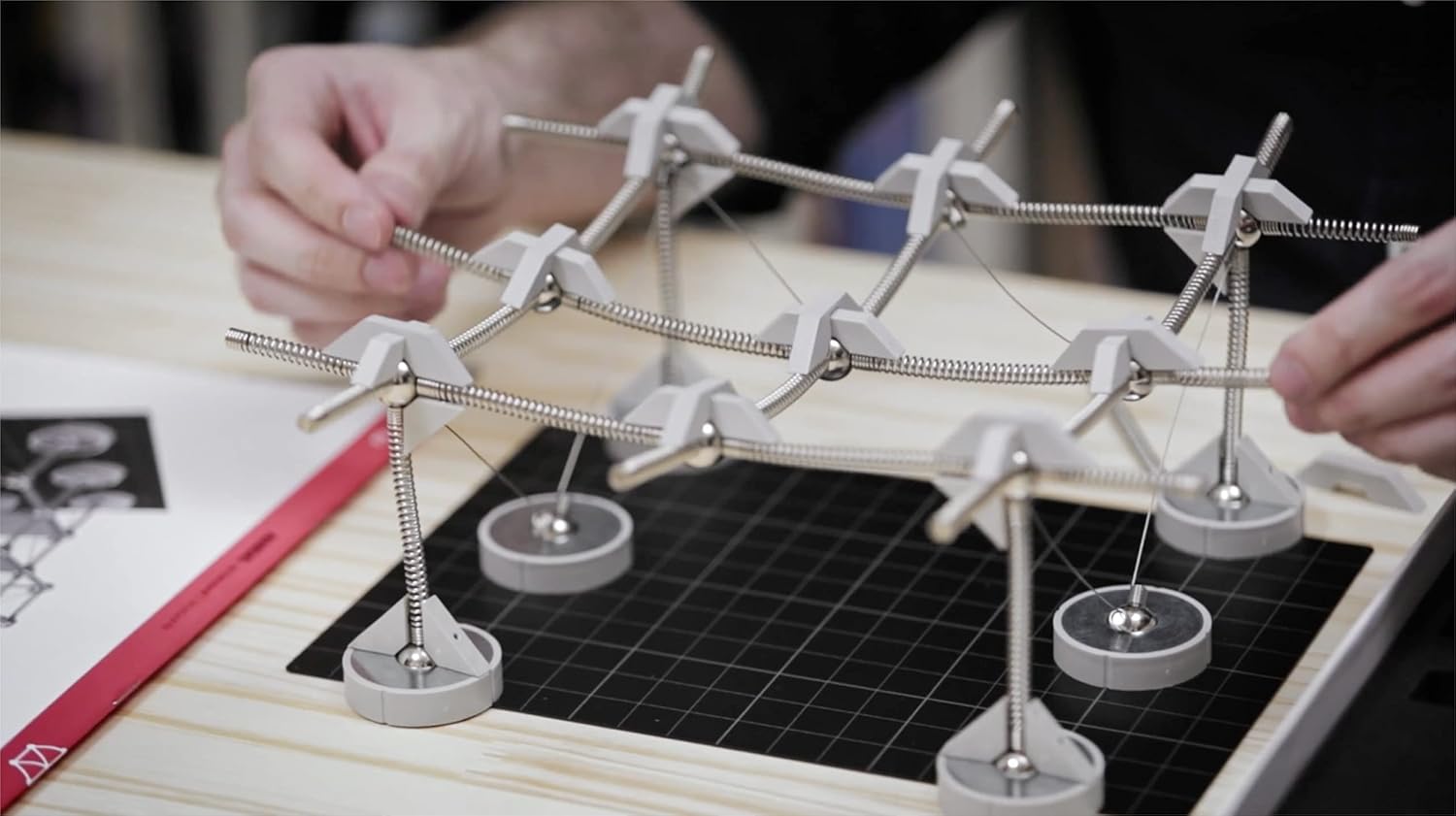 Mola Structural Kit 2 | Magnetic Modular Kit for Engineering and Architecture Education | 145 Pieces + Practical Guide - Image 2